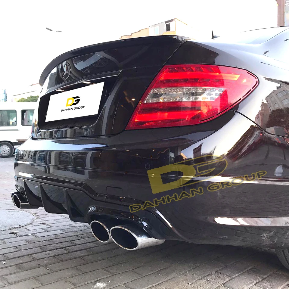 Merc. C Class W204 Facelift 2011 - 2014 AMG Model Rear Diffuser Left and Right Double Outputs Piano Gloss Black Surface Plastic