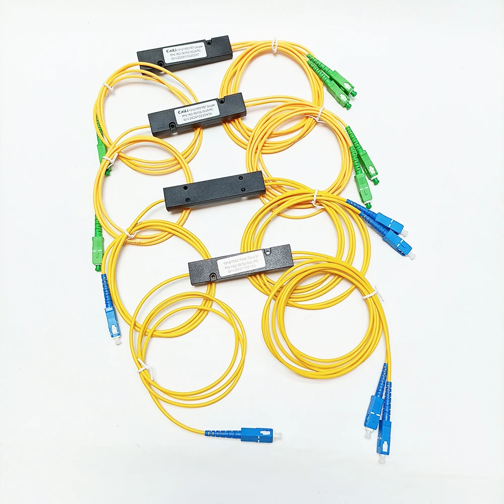 SC APC/UPC 1X2 FBT Cavo in fibra ottica Manicotto tipo conico Splitter Computer 1 punto 2 Fibra ottica Splitter Box conico da 1 a 2
