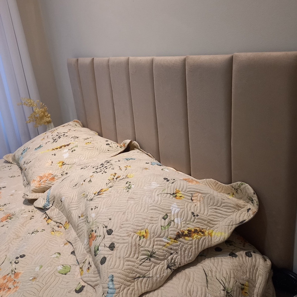 Kit 7 Cabeceiras Modulares Estofada Autocolante Para Cama De Casal