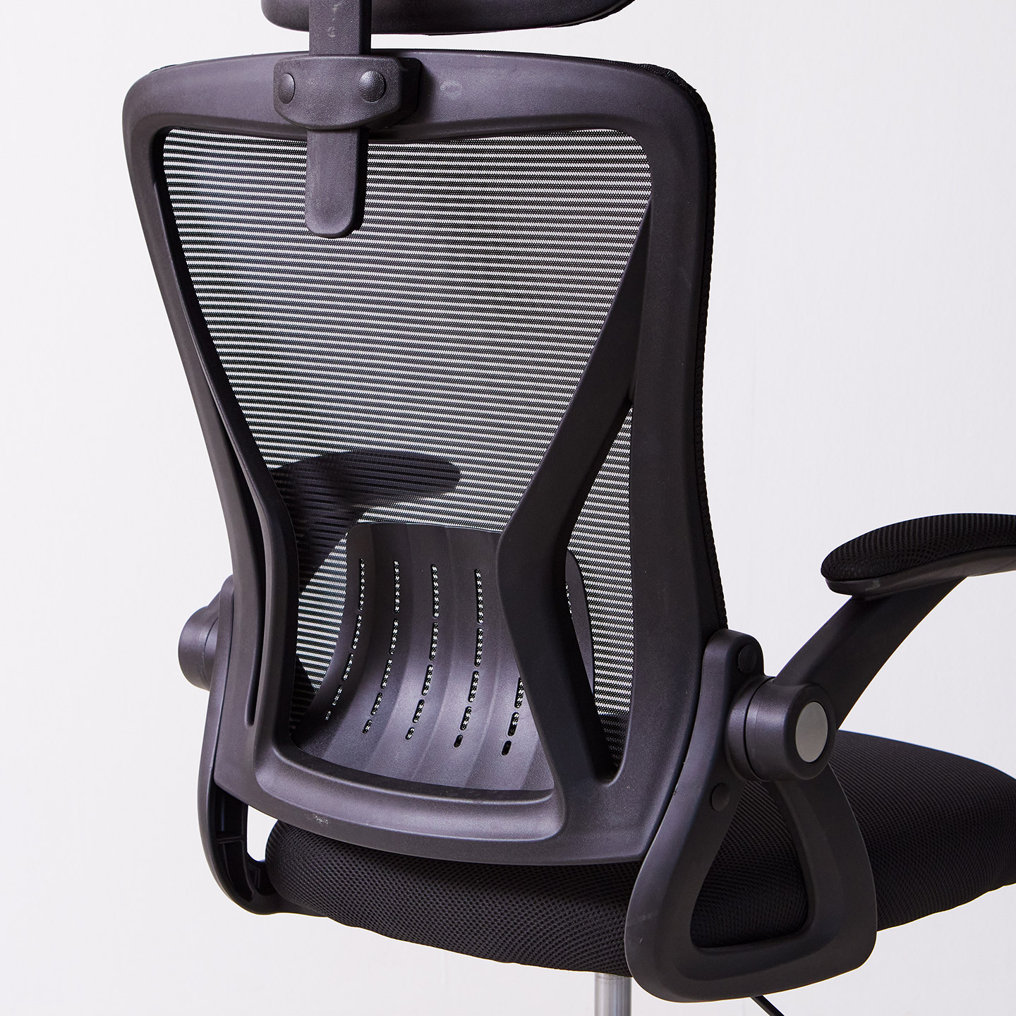 No.84 메쉬 에어코일 플립형 팔걸이 요추지지 컴퓨터 사무용 책상 게이밍 의자