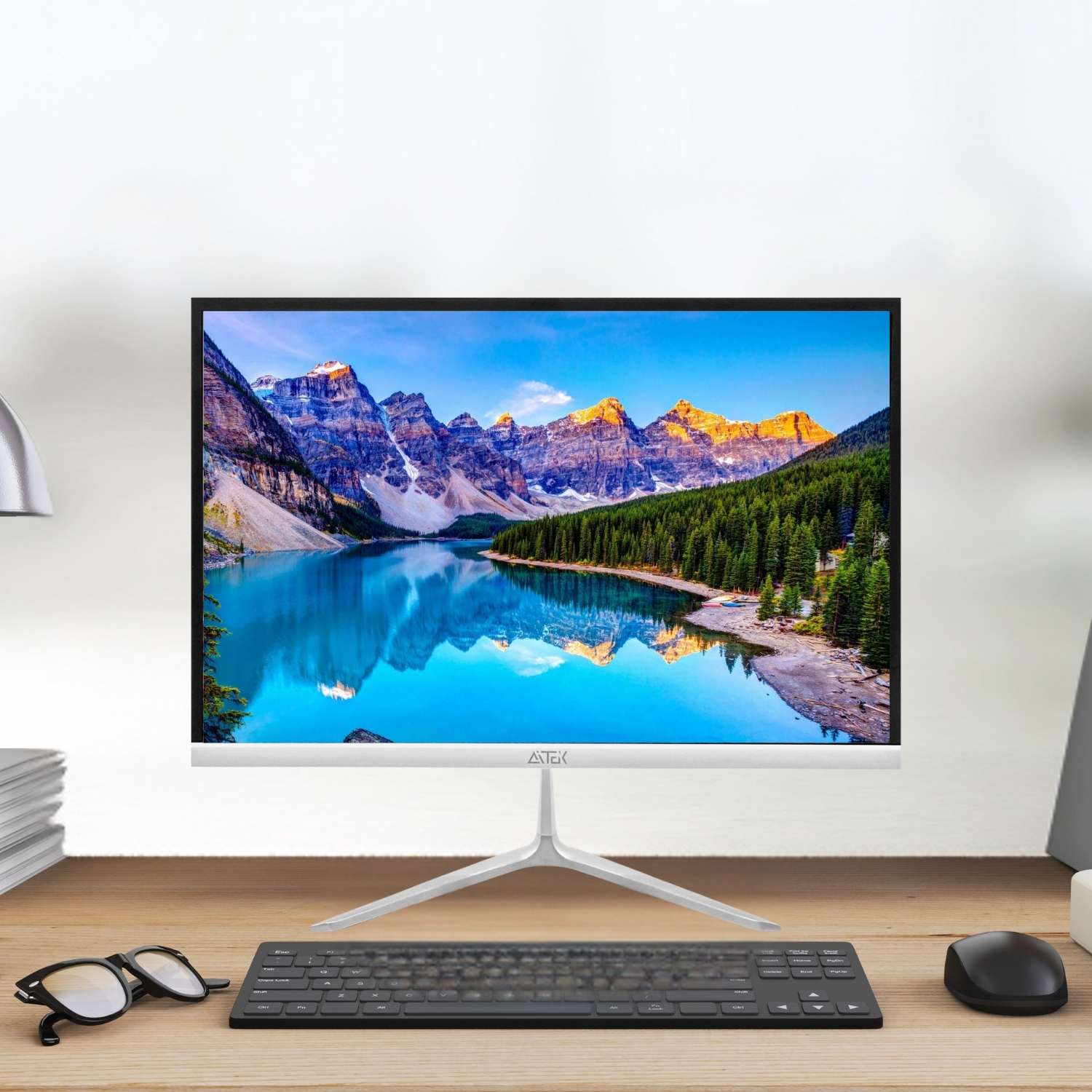 Computador All In One 19 Polegadas Intel Core i5 8GB RAM SSD 256GB Tela VA HDMI WiFi 5GHz Vesa Branco