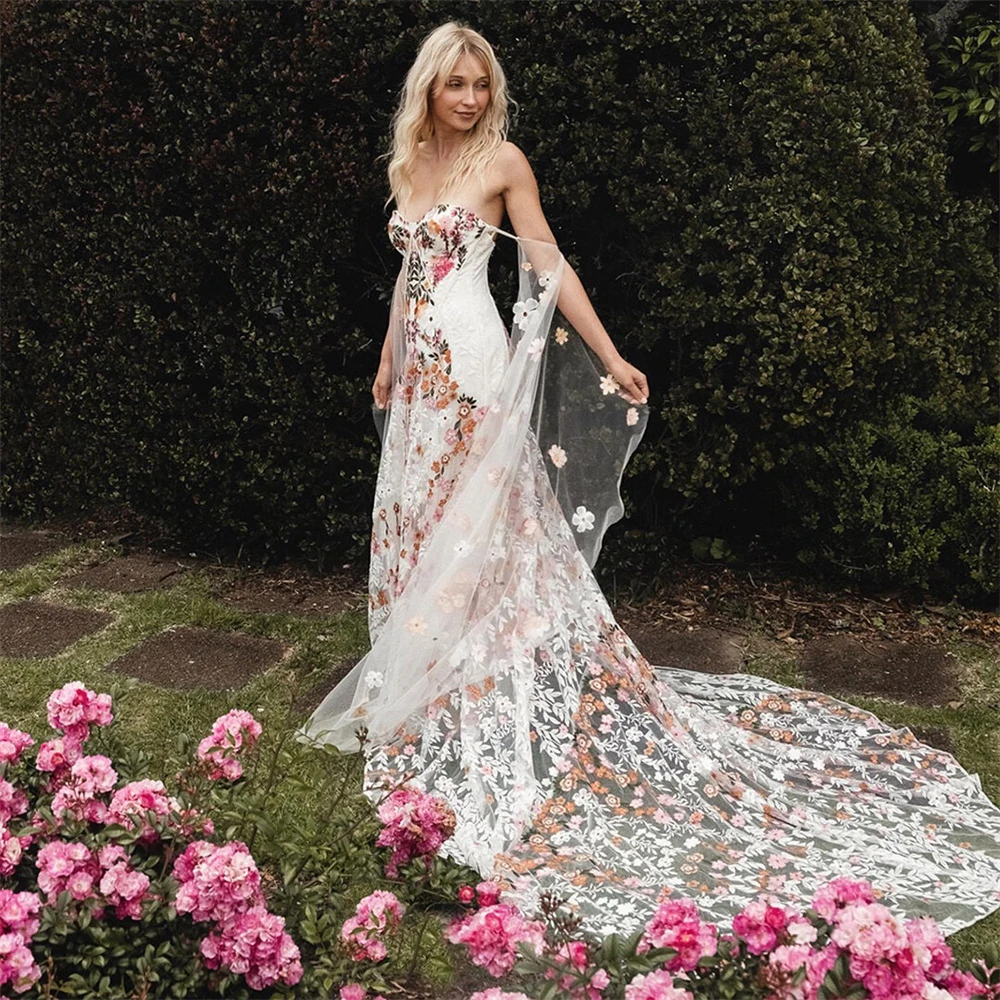 20058 #   Fotos reales vestido de novia de encaje bordado de flores coloridas sin tirantes bohemio espalda baja vestido de novia personalizado para mujer 2024