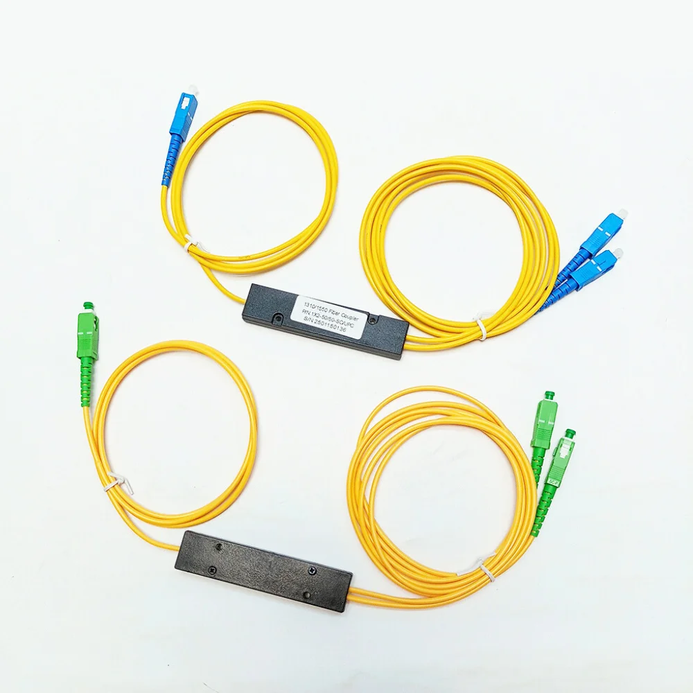 SC APC/UPC 1X2 FBT Cavo in fibra ottica Manicotto tipo conico Splitter Computer 1 punto 2 Fibra ottica Splitter Box conico da 1 a 2