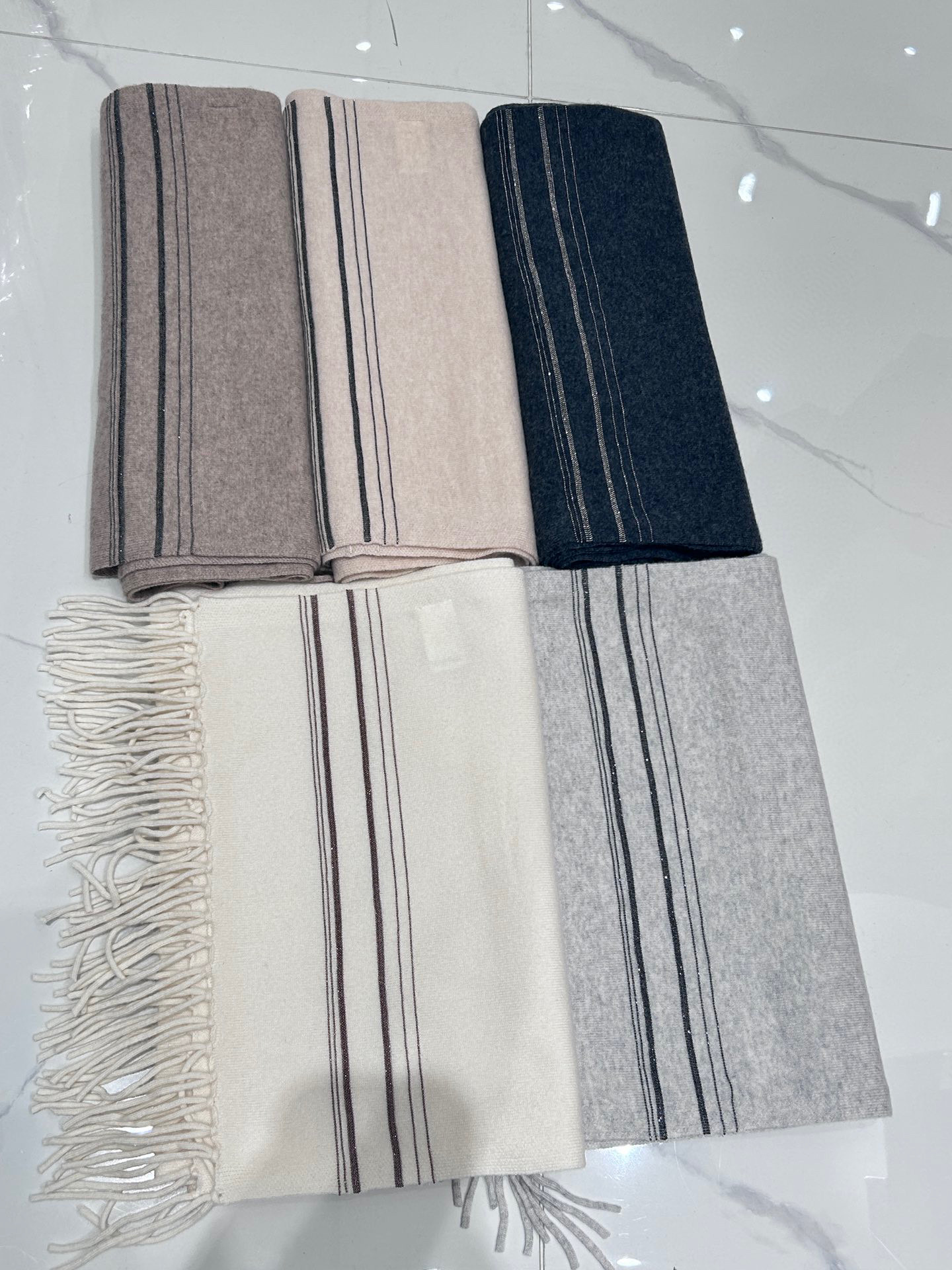 Luxurious solid color 100% cashmere scarf