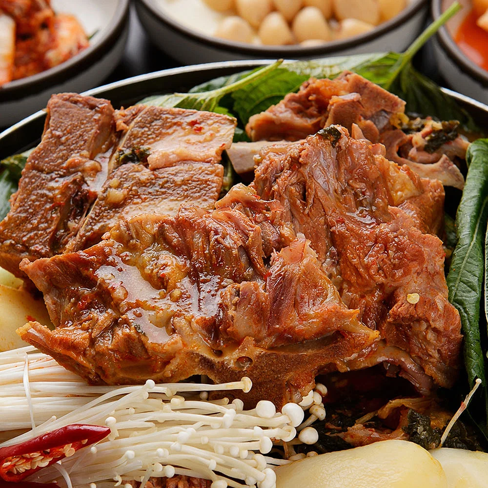 [바라던] 살코기 가득 감자탕/뼈찜용 돼지 목뼈(Pork Bone) 1kg x 1팩