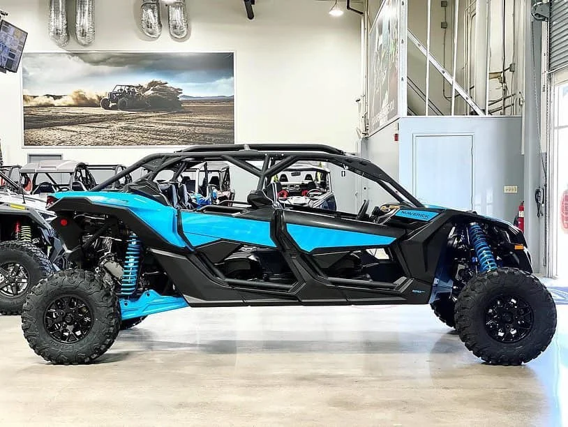 Скидка-продажа Can-Am Maverick X3 Max RS Turbo RR 72 купите 3 получите 1 бесплатно IB