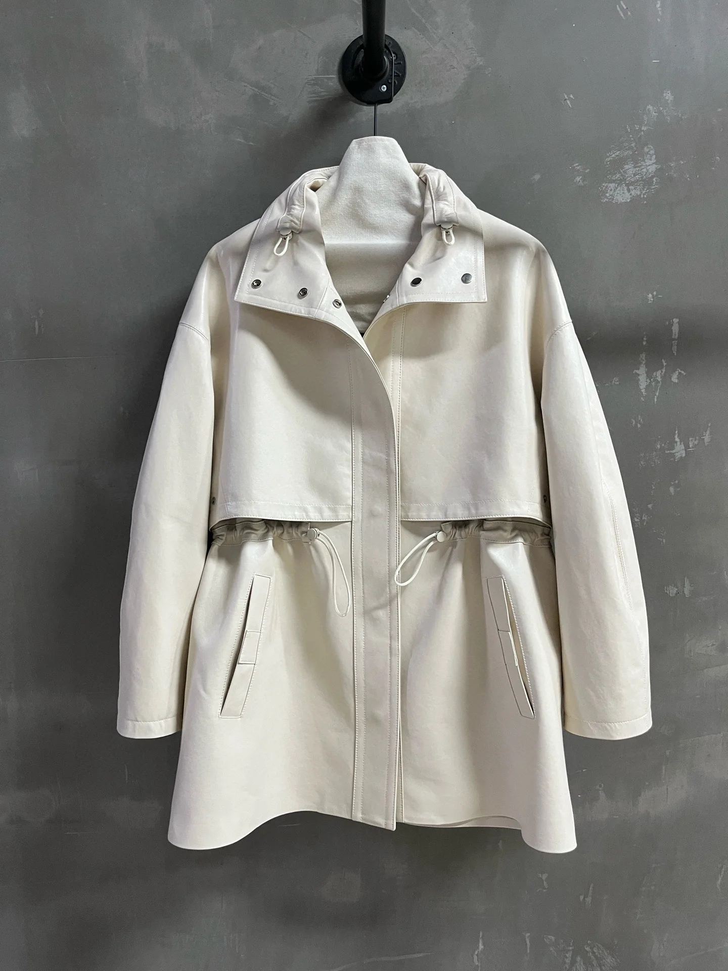 Elegante Herbst-Damenjacke aus echtem Leder