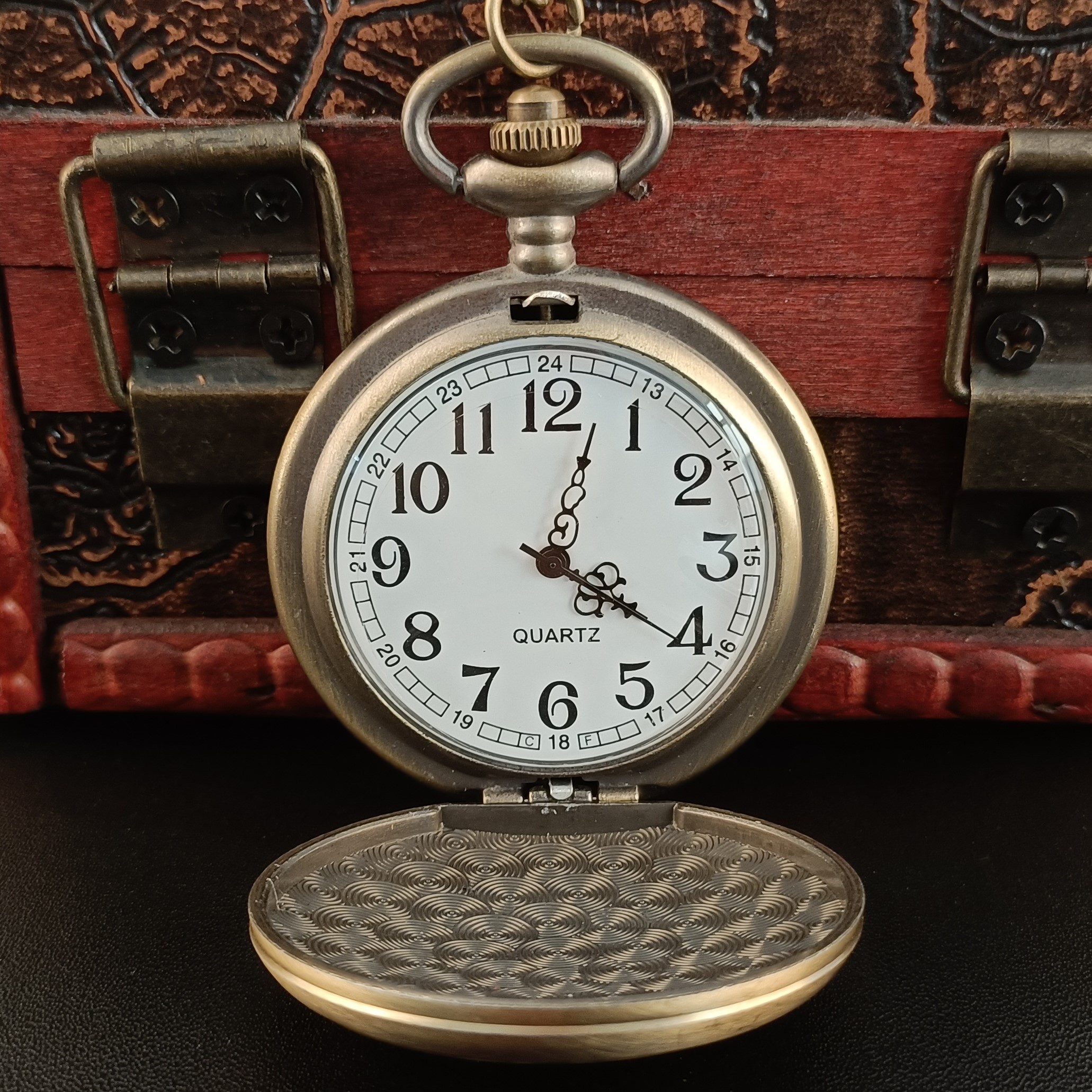 Модные карманные часы с нефритом и бронзовым покрытием для женщин, девушек, подруг, мам, рандомные часы, Подвесные часы с цепочкой