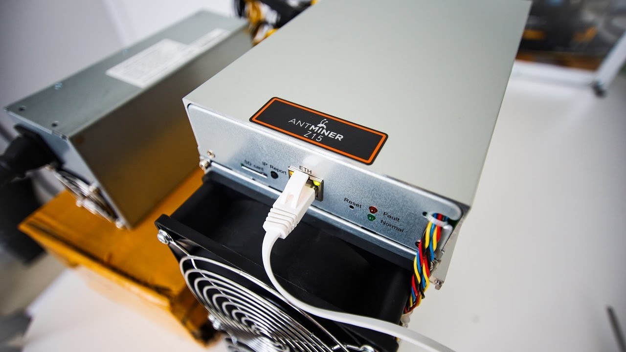 Bitmain Antminer Z15 420 ksol/s 4 OBTENIR 2 GRATUIT