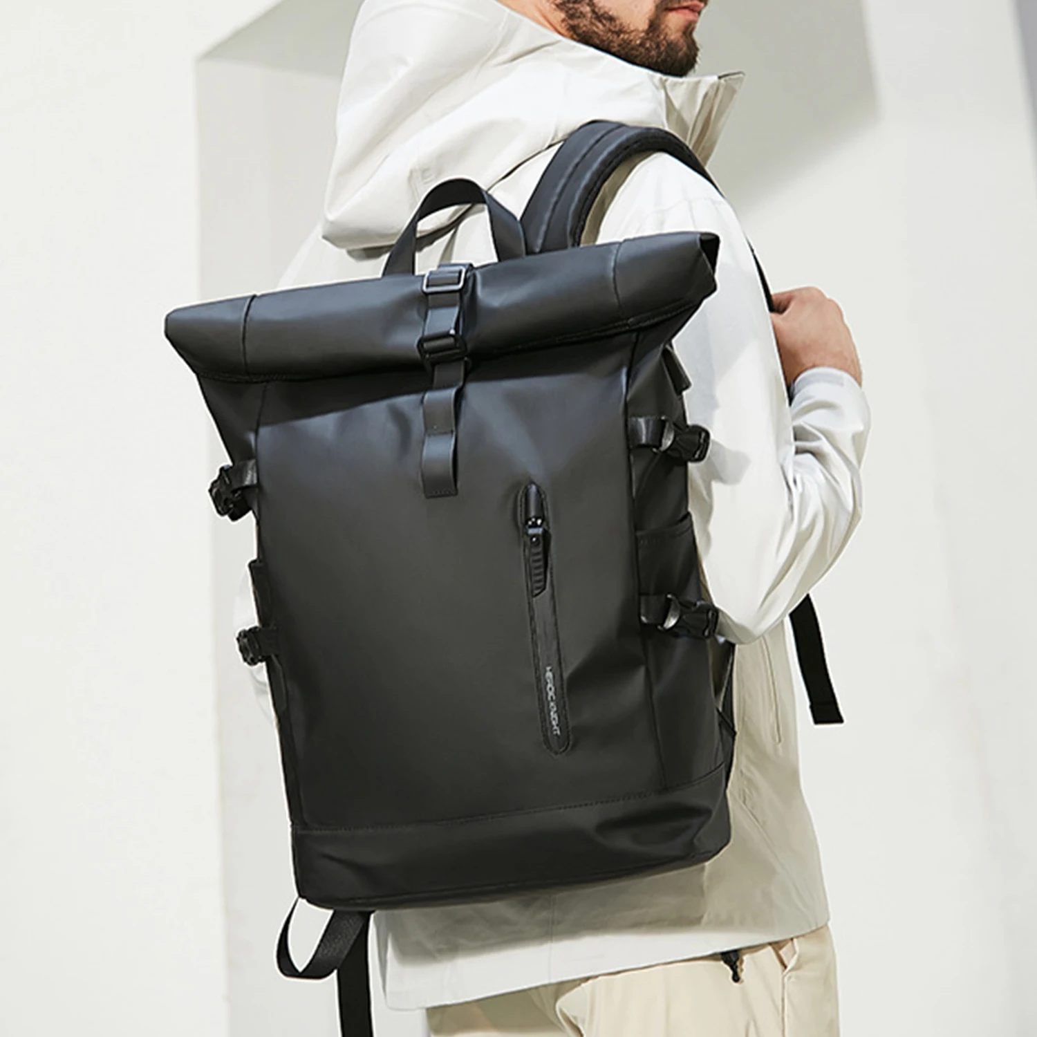 Zaino da viaggio espandibile da uomo Borsa per laptop da 15,6 pollici impermeabile di grande capacità Zaino da trekking Zaino da ciclismo con porta USB