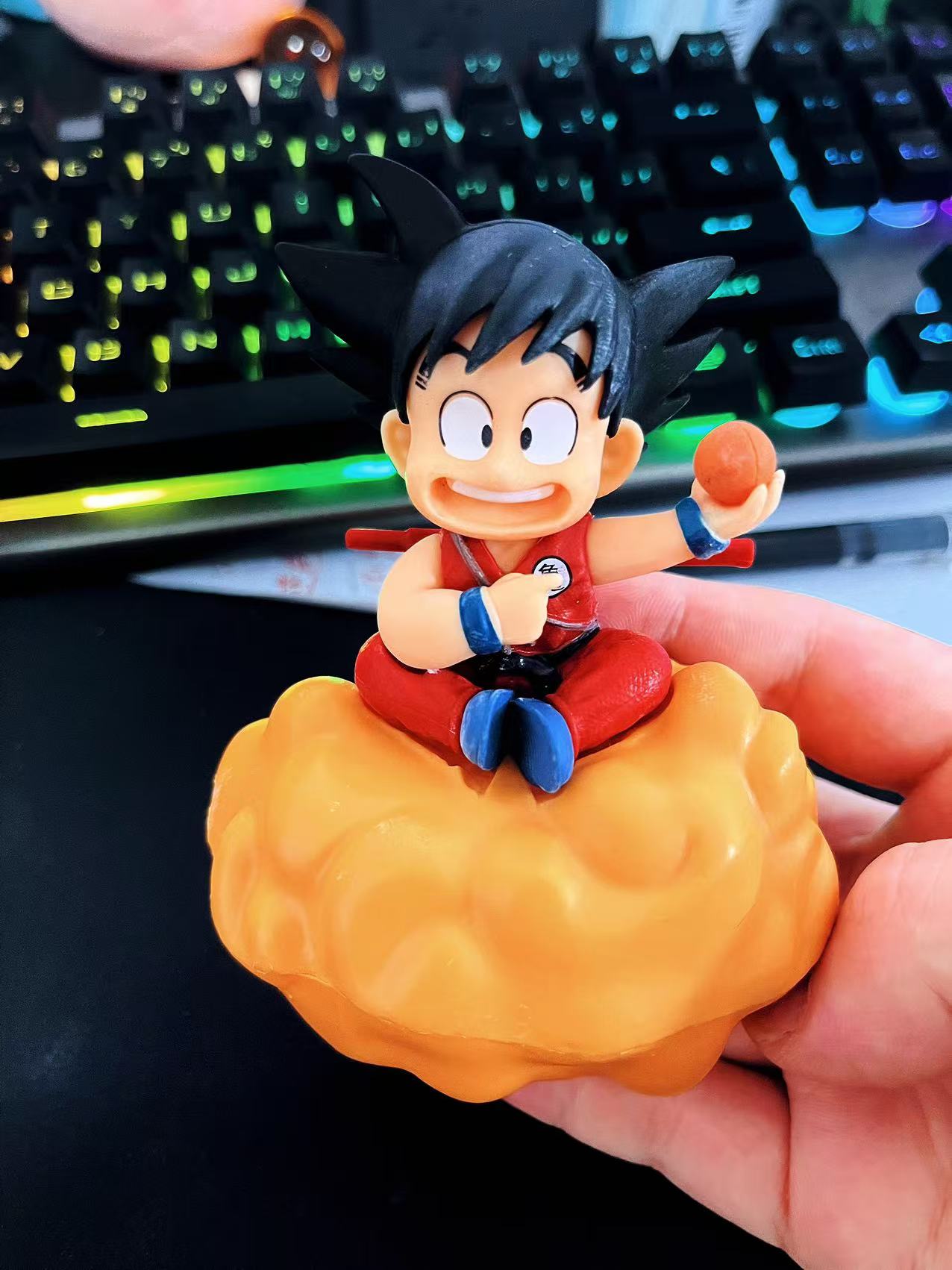 孫悟空のドラゴンボールPVCアクションフィギュア,アニメスタチューコレクション,モデル人形,若いフライト,同じスタイル,腱,ダブルユン