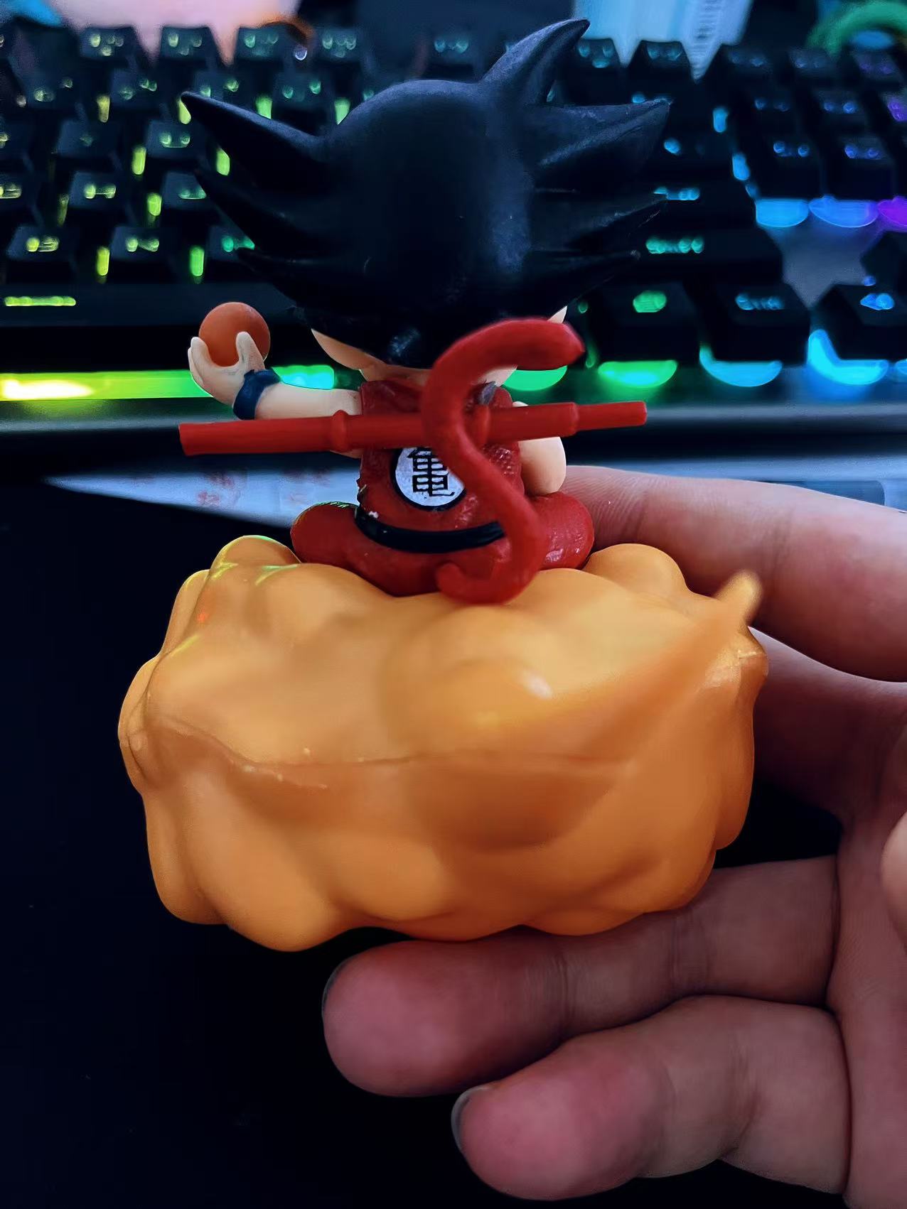 孫悟空のドラゴンボールPVCアクションフィギュア,アニメスタチューコレクション,モデル人形,若いフライト,同じスタイル,腱,ダブルユン