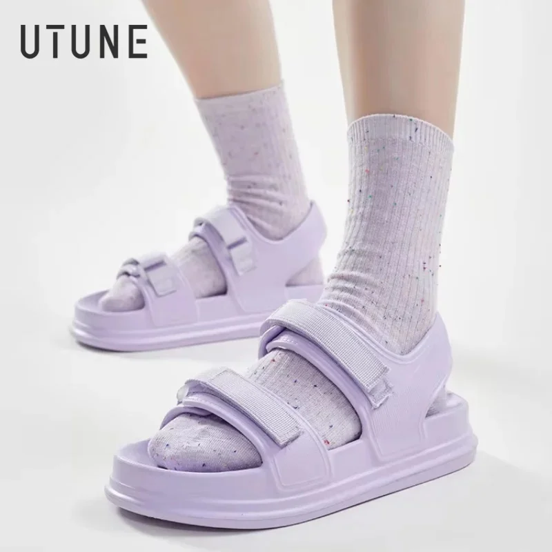 Sandalias UTUNE con parches a la moda para mujer, zapatos de plataforma cómodos de verano para playa, chanclas moradas exteriores, zapatillas antideslizantes de suela gruesa