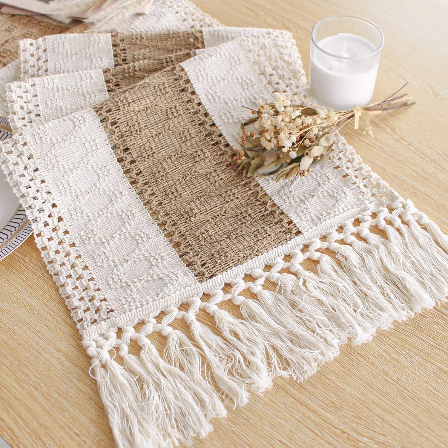 Camino de mesa para decoración del hogar de verano con borlas, camino de mesa rústico de granja de 72 pulgadas de largo, mesa de arpillera de macramé marrón y crema