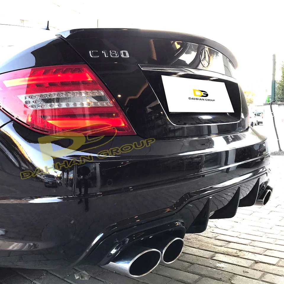 Merc. C Class W204 Facelift 2011 - 2014 AMG Model Rear Diffuser Left and Right Double Outputs Piano Gloss Black Surface Plastic