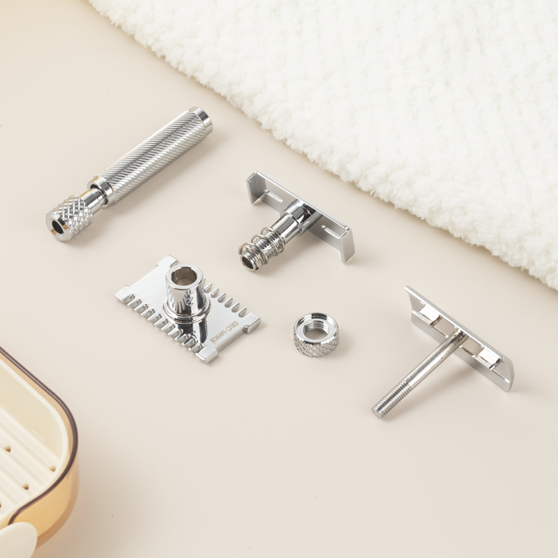 Yaqi verstellbarer Herren-Sicherheitsrasierer THE FINAL CUT OC in Chromfarbe