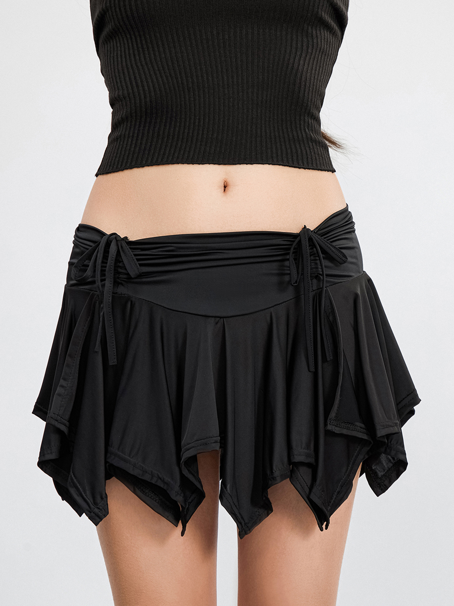 Dames Effen Kleur Gothic Punk Onregelmatige Rokken Zomer Mode Trekkoord Tie-Up Ruches Ruches Minirok Zwart/Wit