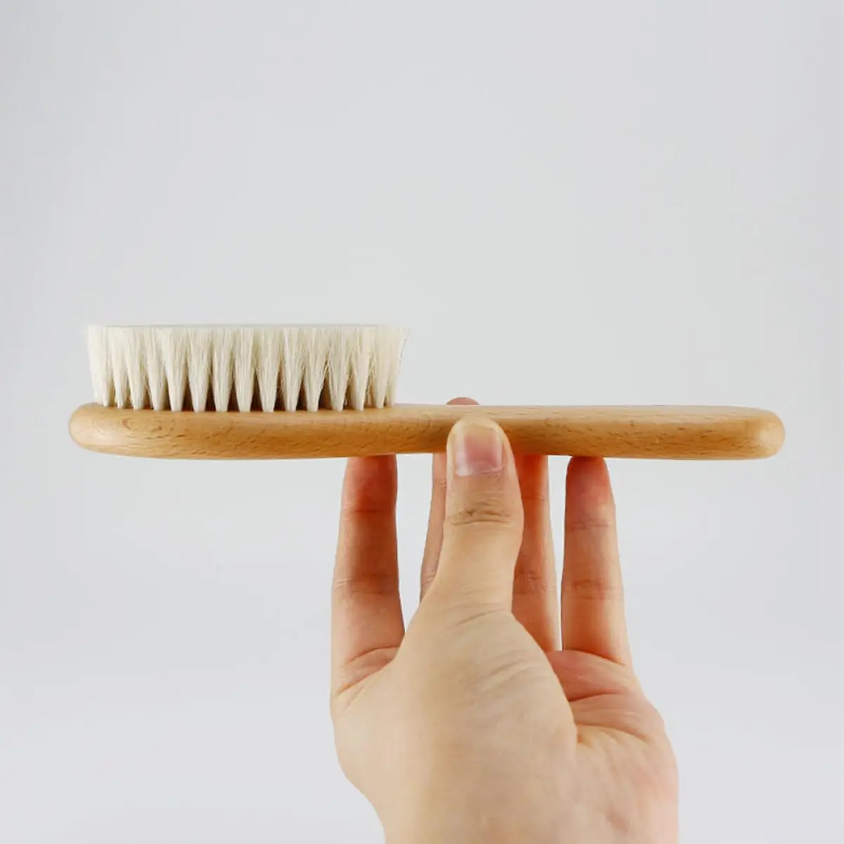 2 pçs conjunto de pente do bebê cuidados com o bebê escova de cabelo faia lã macia pente de madeira recém-nascido massageador chuveiro do bebê e presente cabelo do bebê calmante