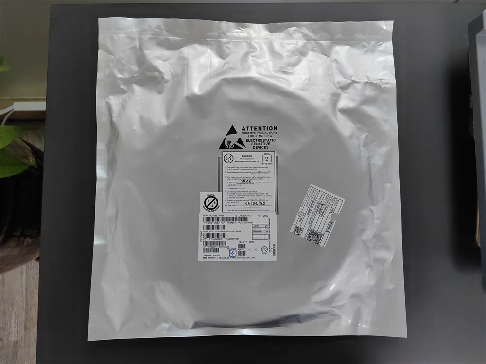 IR2103STRPBF  Protective case In stock 100% New Original