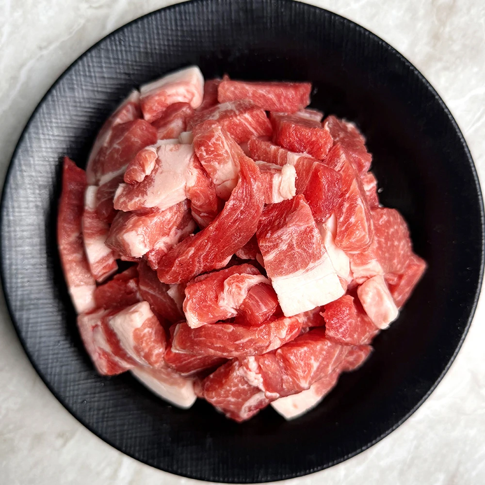 [천억페스타] 살코기 많은 왕목살 앞다리살 찌개용 카레용 목전지 2kg