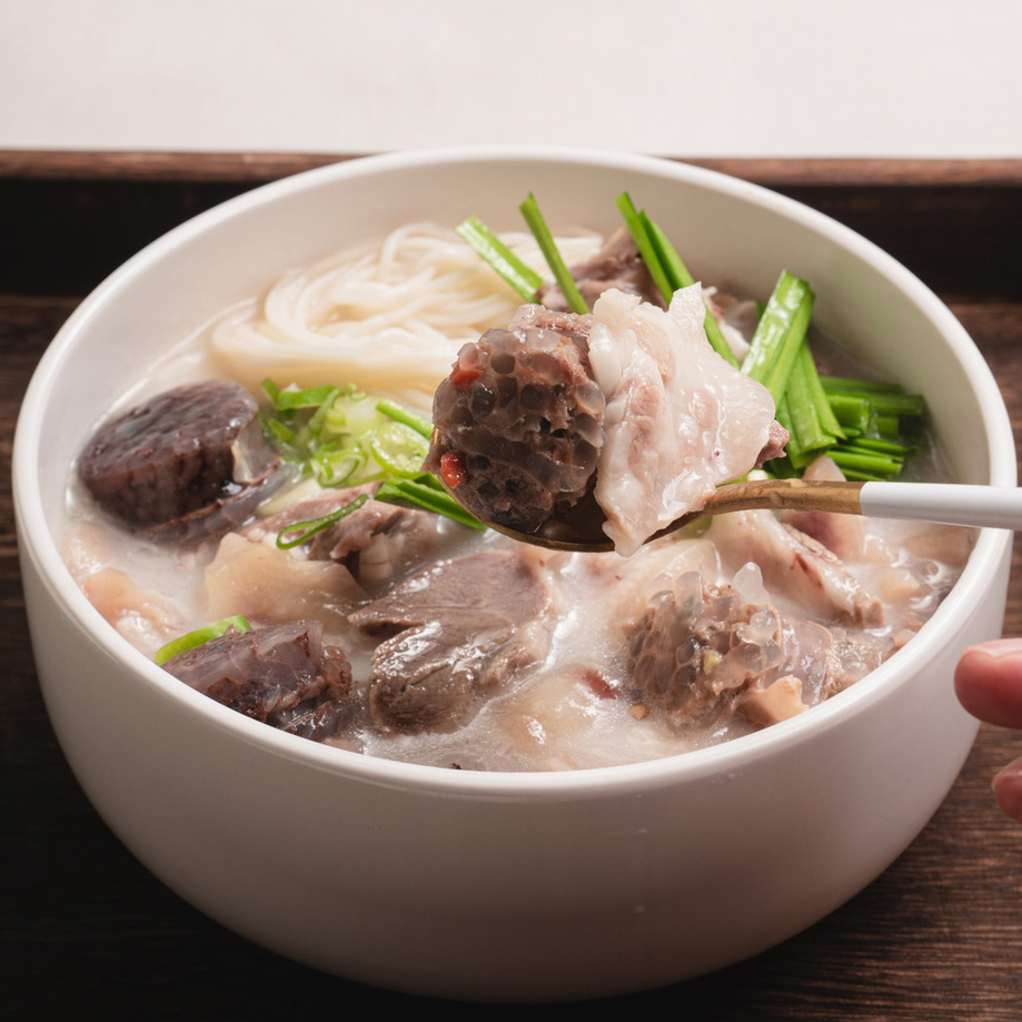 GBROWA 용인 맛집 경자국밥 잡내 없는 돼지국밥 680g / 순대국밥 700g
