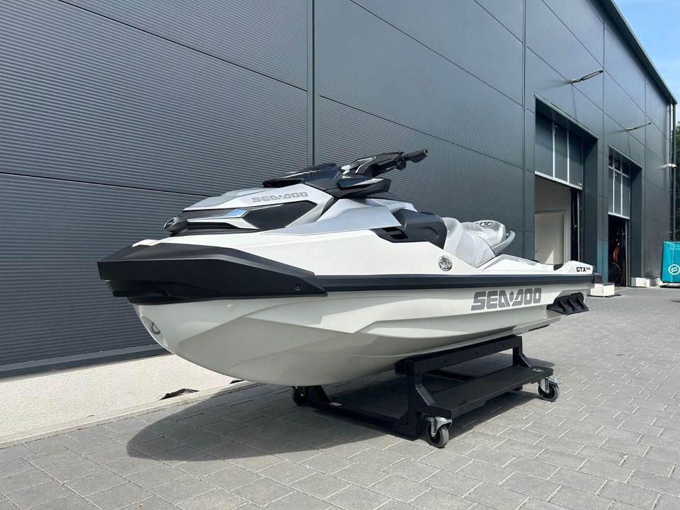 Sea doo gtx限定300 idf、テクノロジーパッケージ、ベストディール、本物、2024