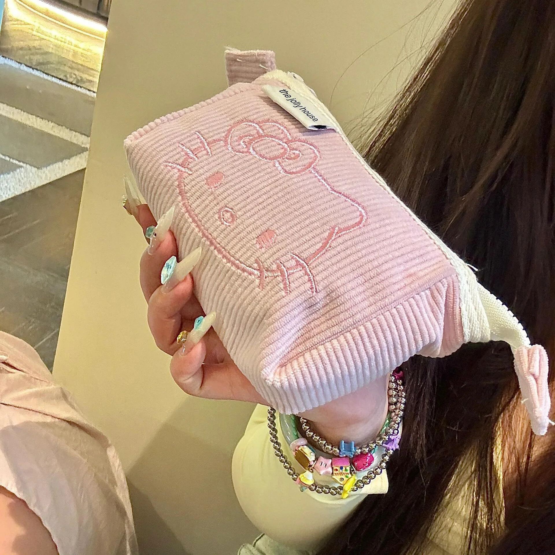 Hello Kitty น่ารักกระเป๋าแต่งหน้า Soft Touch ความงามเครื่องเขียนปากกากระเป๋าแฟชั่นความจุขนาดใหญ่กระเป๋าสาวน่ารักของขวัญ