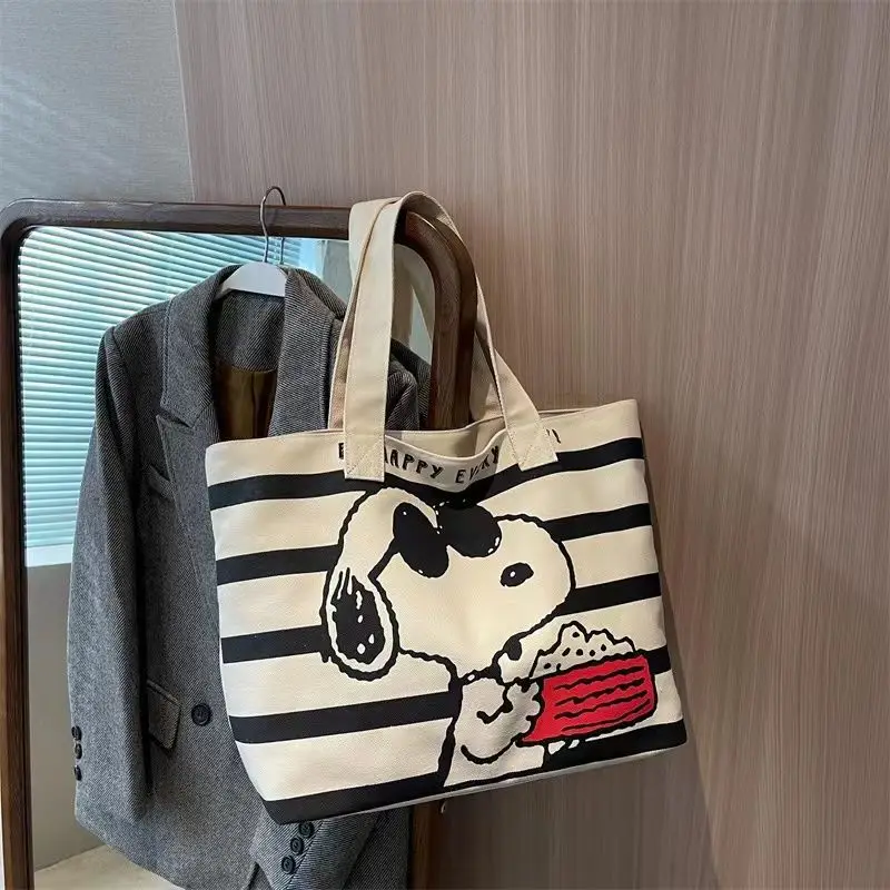 กระเป๋าถือความจุขนาดใหญ่ของ Mickey Snoopy, กระเป๋าสะพายอเนกประสงค์เพื่อการพักผ่อน, กระเป๋าโท้ตสําหรับเดินทาง, กระเป๋าแม่น้ําหนักเบา