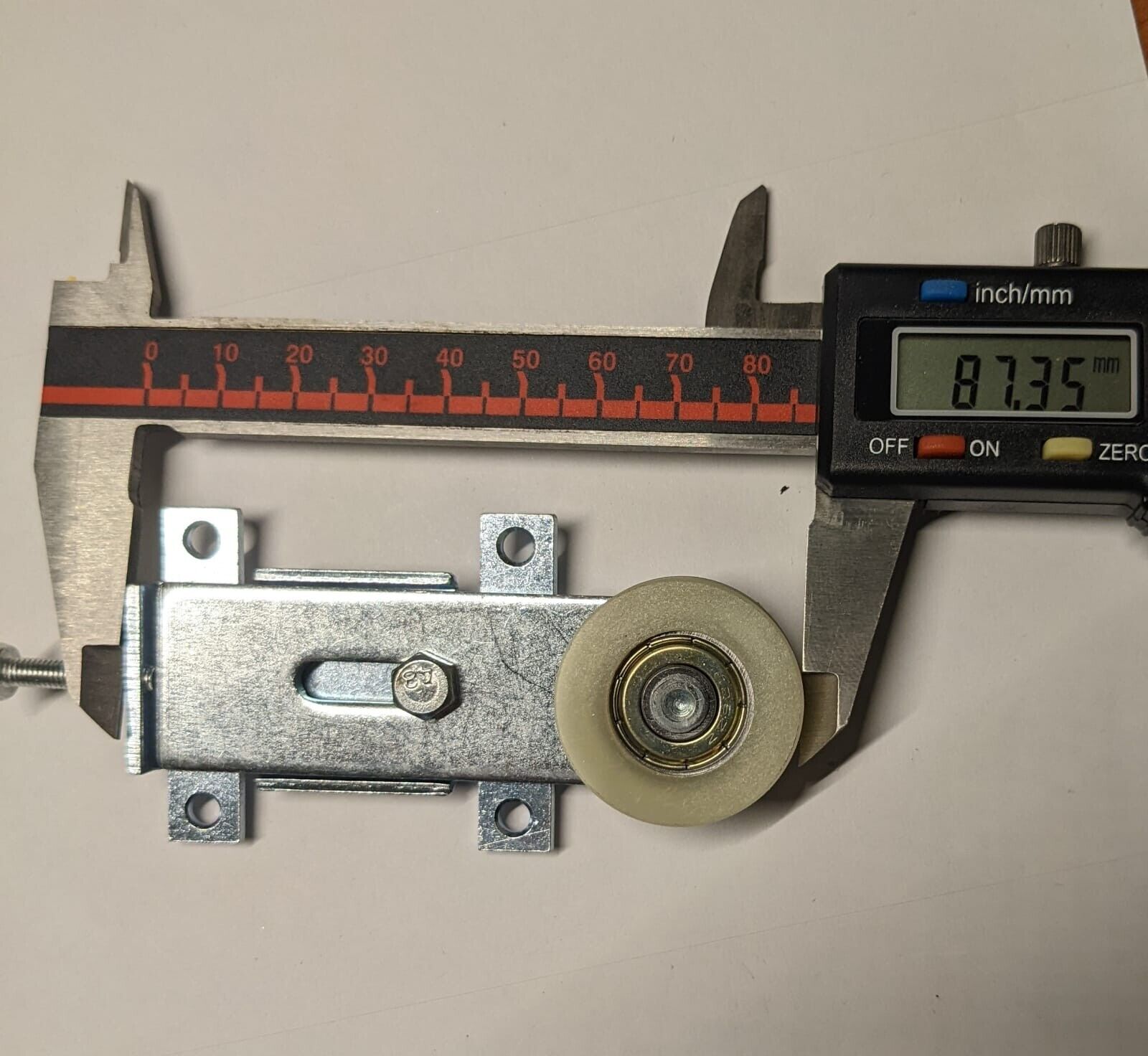 RUEDA PARA ARMARIO DE CORREDERA HEMBRA 7577 RECAMBIO ACCESORIO RODAMIENTO ROLDANA