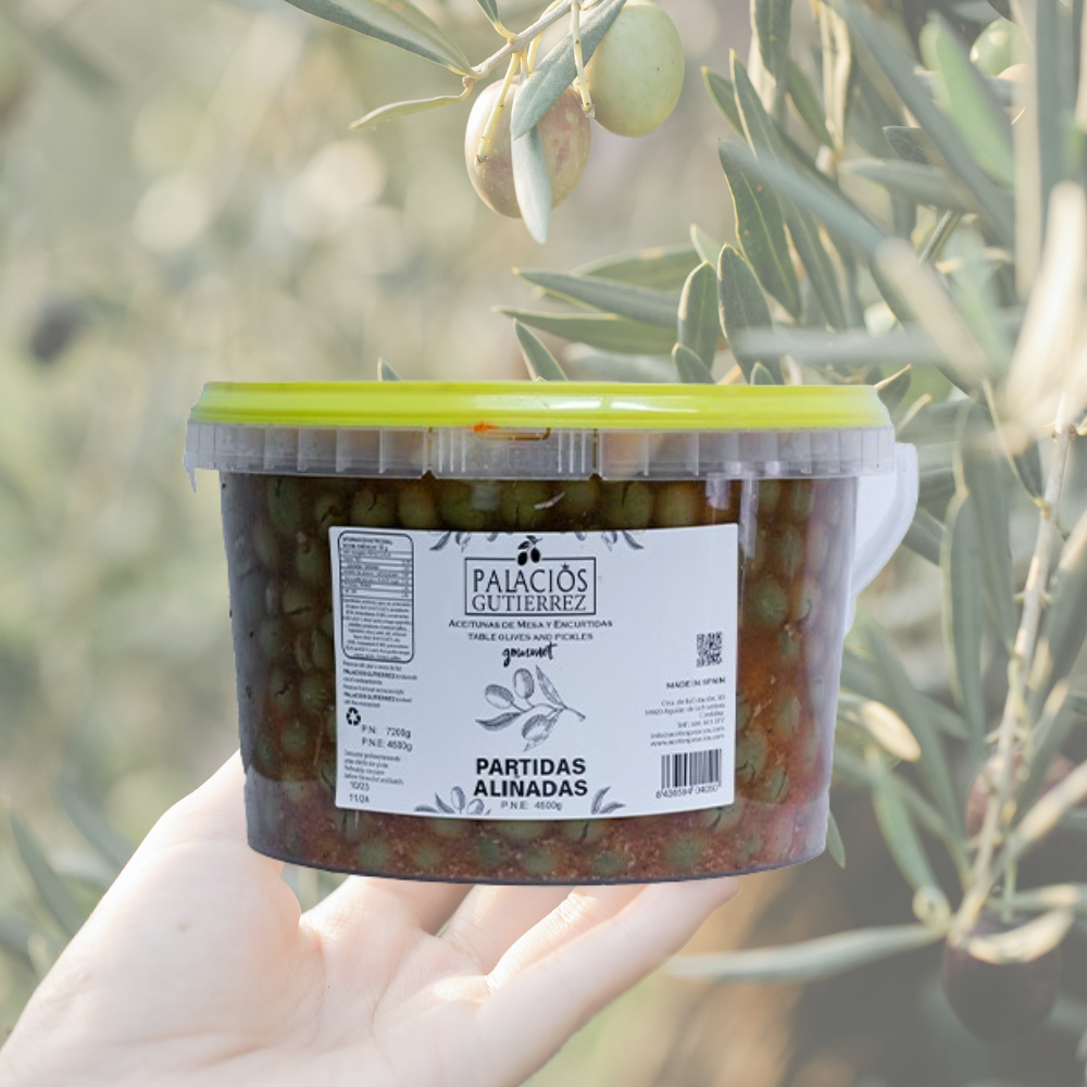 Aceitunas partidas aliñadas | Cubo plástico 4500 gramos | Palacios Gutierrez
