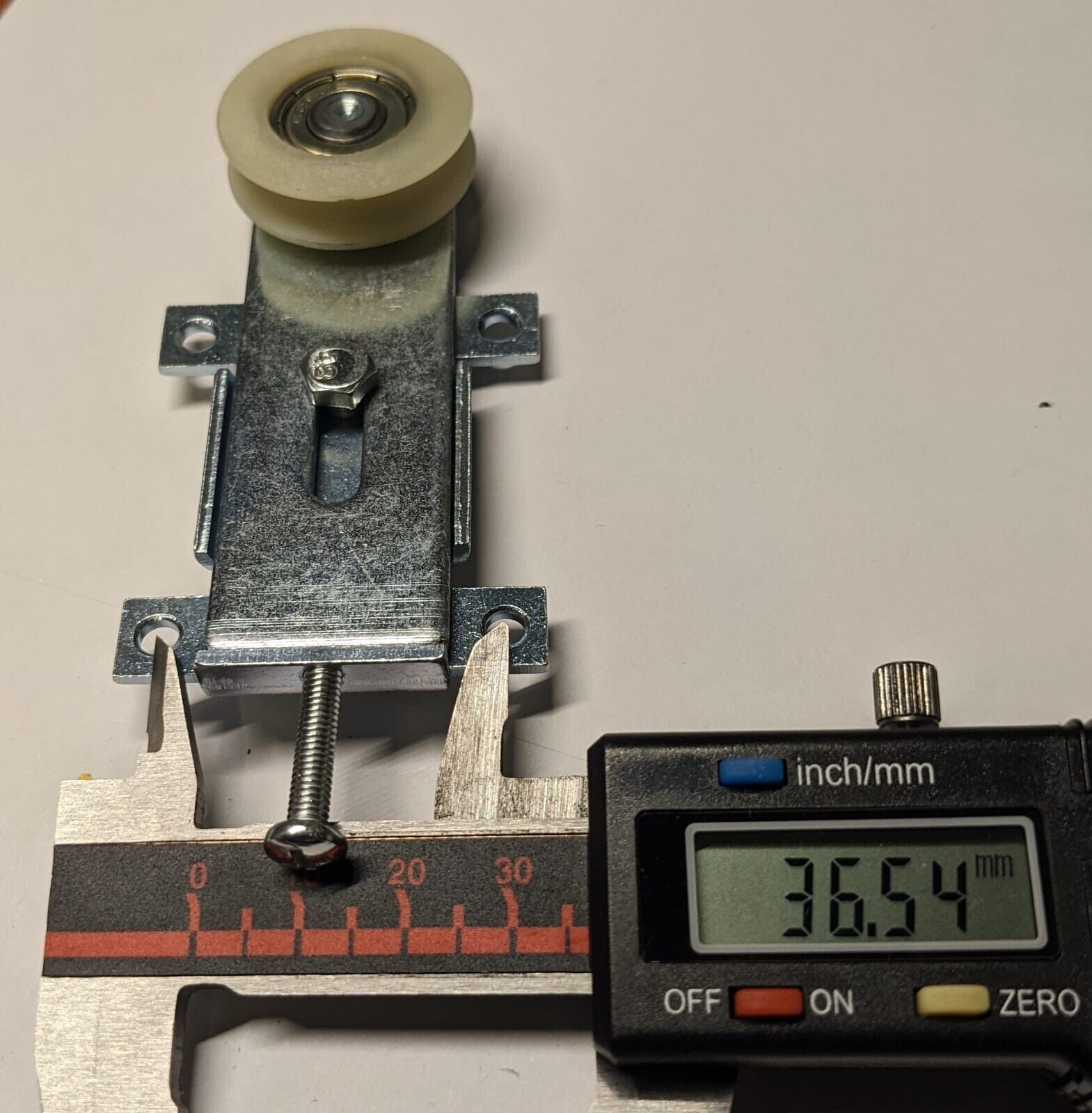 RUEDA PARA ARMARIO DE CORREDERA HEMBRA 7577 RECAMBIO ACCESORIO RODAMIENTO ROLDANA