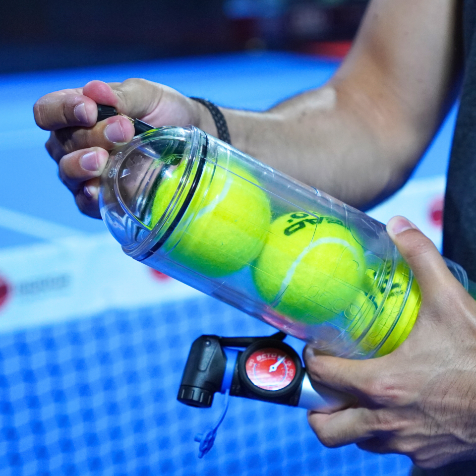 Pressurizador de bolas de cristal TubeX4 (sem bomba de ar incluída) - para ténis e Padel TubePlus
