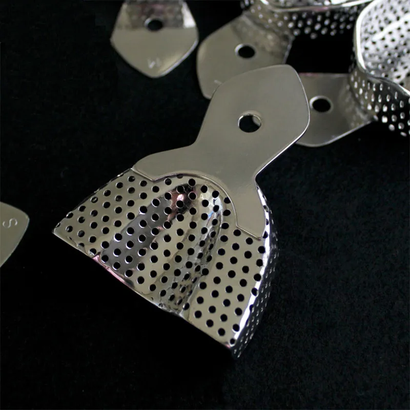 6 ชิ้น/เซ็ตทันตกรรม Impression ถาดสแตนเลสด้านบนและล่าง Autoclavable ฟันถาดผู้ถือฟัน Lab อุปกรณ์เครื่องมือทันตแพทย์