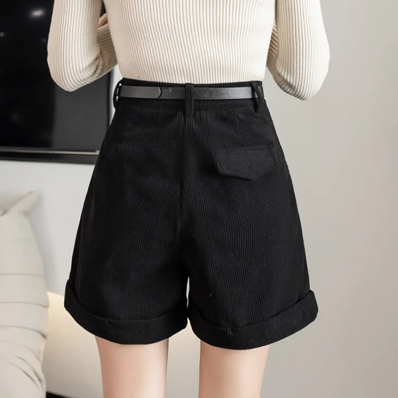 Retro สูงเอวกว้างขากางเกงขาสั้นผู้หญิง 2024 ใหม่ฤดูใบไม้ร่วงฤดูหนาว Corduroy Casual หญิงกางเกงขาสั้นแฟนสไตล์ผู้หญิงกางเกงขาสั้น
