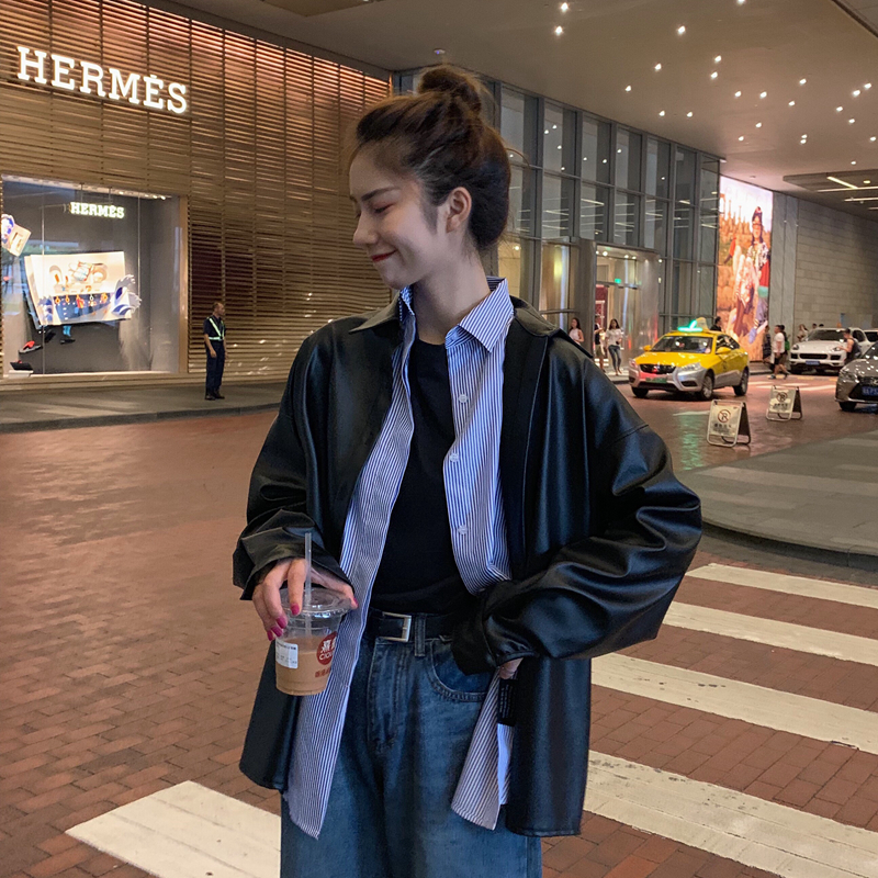 เสื้อโค้ทหนัง PU ใหม่สุดชิคแจ็กเก็ตมอเตอร์สำหรับผู้หญิงสีดำหนังสังเคราะห์ฤดูใบไม้ผลิฤดูใบไม้ร่วง