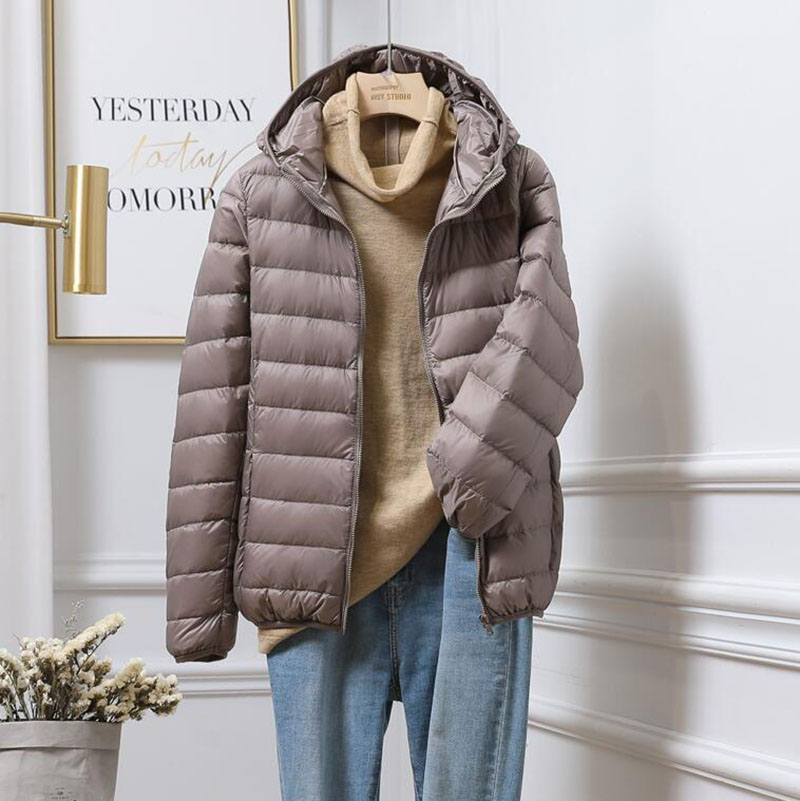 ฤดูใบไม้ผลิฤดูใบไม้ร่วงผู้หญิง Ultralight บางลงเสื้อสีขาวเป็ดลงแจ็คเก็ตแจ็คเก็ตฤดูหนาวที่อบอุ่น Coat Parka หญิงแบบพกพา Outwear