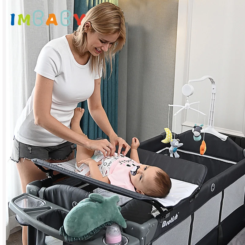 Imbaby berços portáteis para bebês, berços com mesa de fraldas, berço multifuncional para bebês de 0 a 6 anos