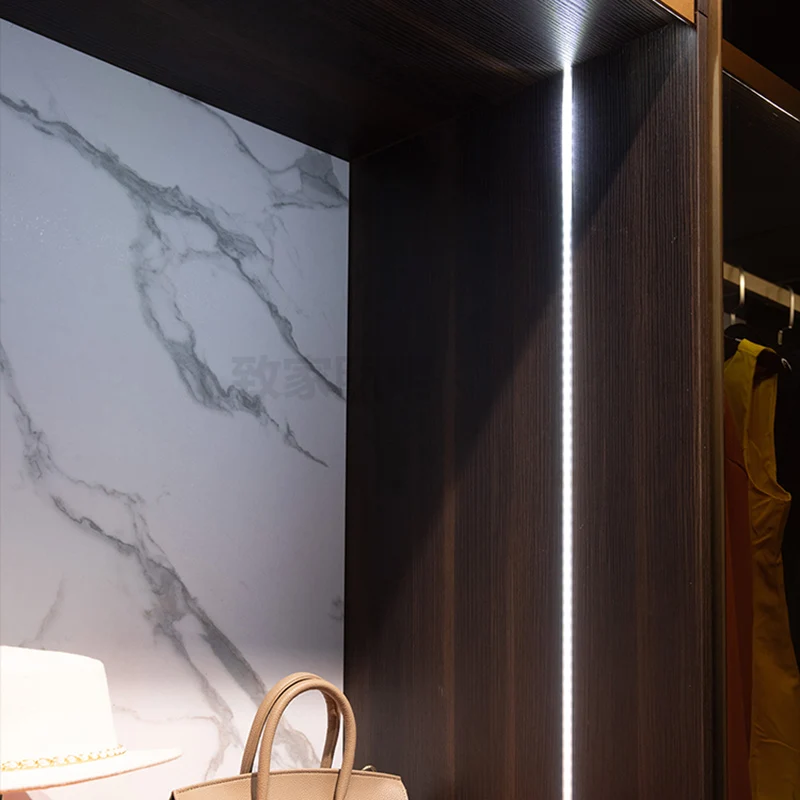 Profilo in alluminio a LED nero U/W/V con copertura per PC lattea armadio da cucina lampada per armadio striscia LED mensola luce canale diffusore