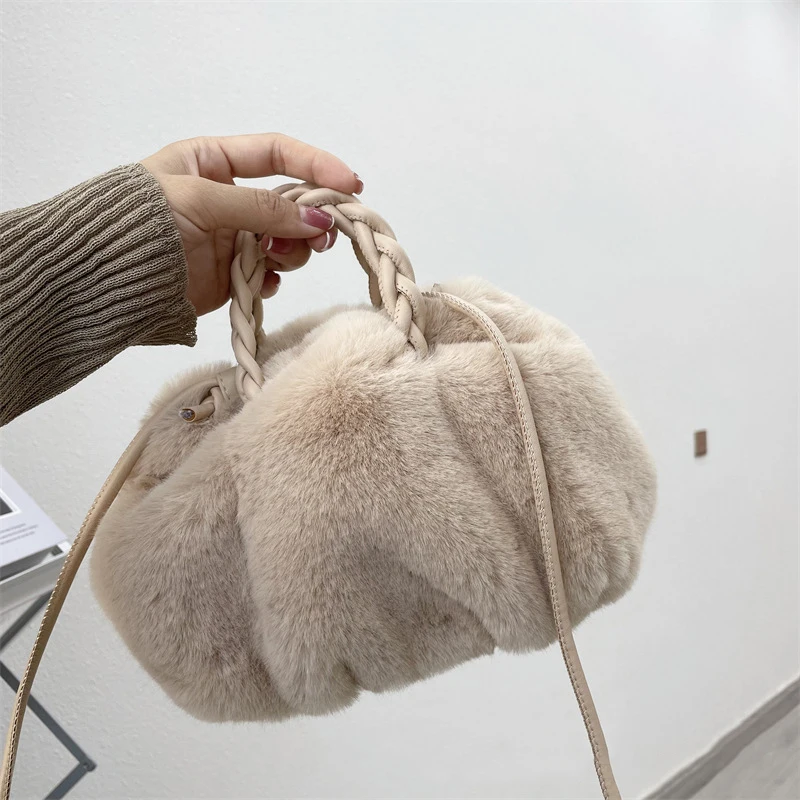 สีทึบ Tote กระเป๋าแฟชั่นคุณภาพสูง Soft Plush ผู้หญิง Designer กระเป๋าถือกระเป๋าเดินทางฟักทองรักแร้กระเป๋า