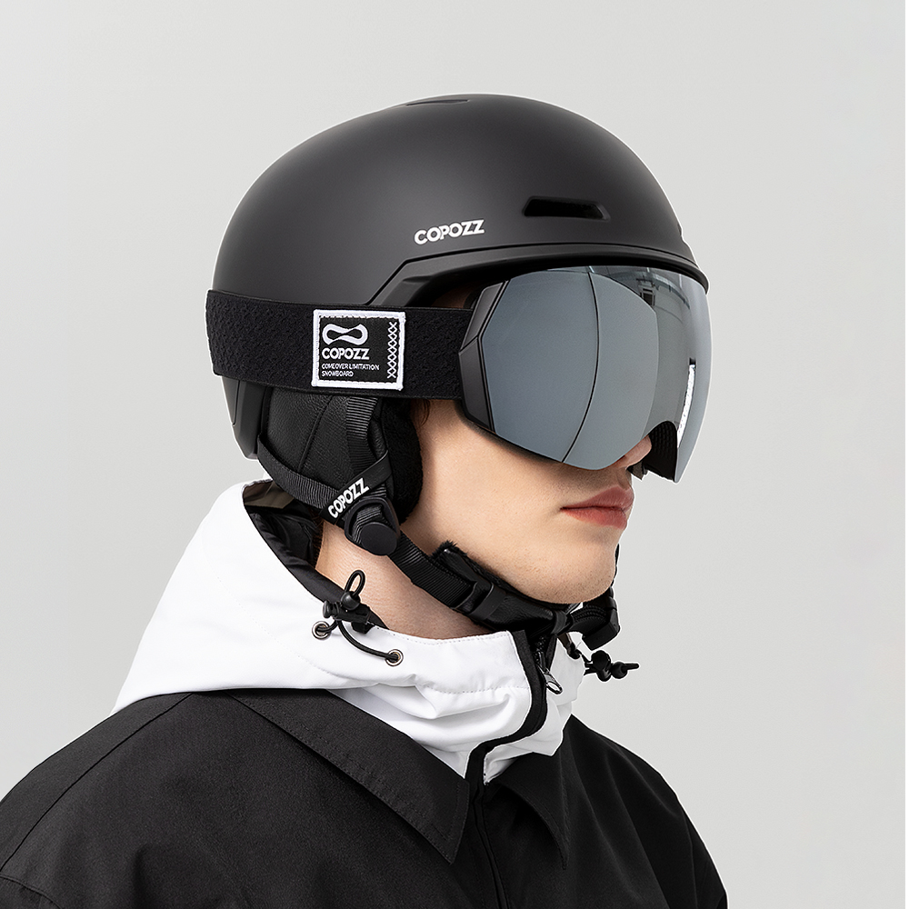 COPOZZ Skihelm für Damen und Herren, halbbedeckter Anti-Schlag-Snowboardhelm für Erwachsene und Kinder, Sicherheits-Ski-Skateboard-Skihelm