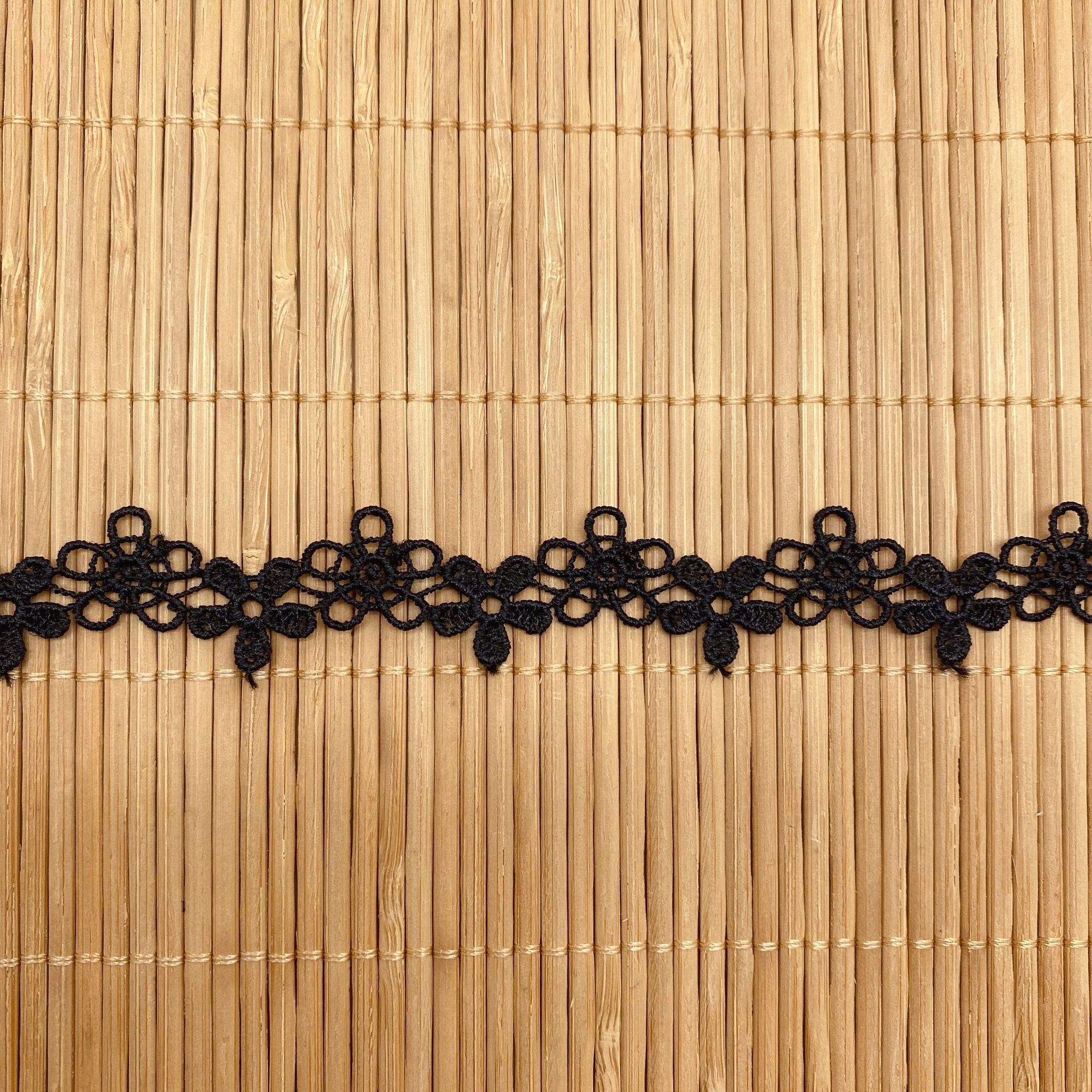 5Yards/lot Nette Hohle Blume Spitze Band Trim DIY Bestickt Für Nähen Kleid Dekoration