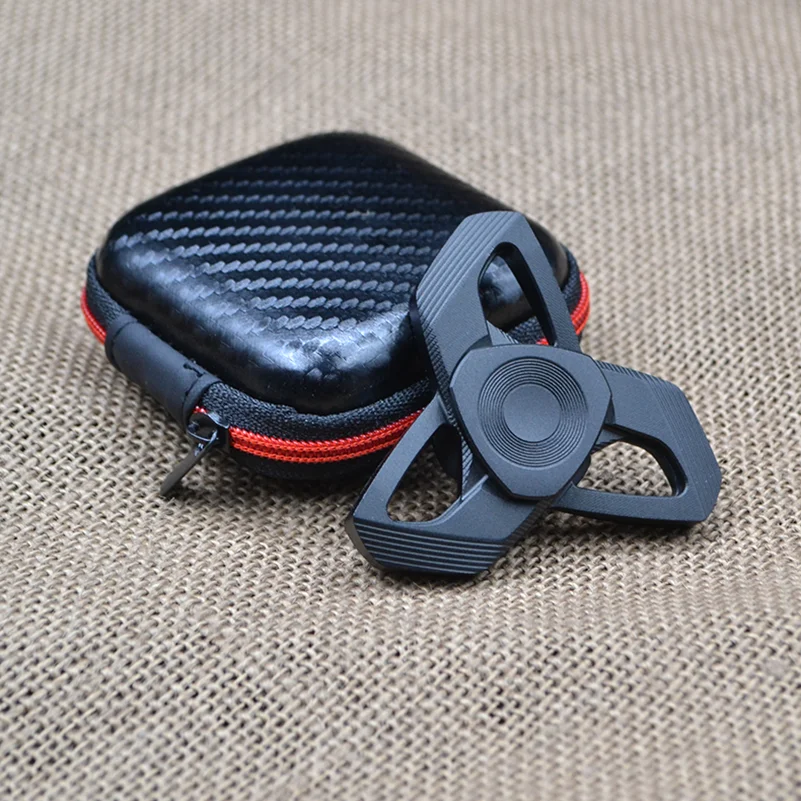 Metal spinner,Fidget spinner,anti-stress Relief Toys Đồ chơi thần tài quay chống áp lực Phi tiêu kim loại Đồ chơi giảm áp quay thần tài Đồ chơi thần tài quay giảm áp Đồ chơi thần tài chống căng thẳng lo âu, đồ chơi bằn