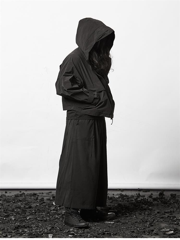 Celana Kaki Lebar Pria Mode Kepribadian Jepang Baru Pasang Celana Kasual Ukuran Besar Longgar Hitam Gelap Pria