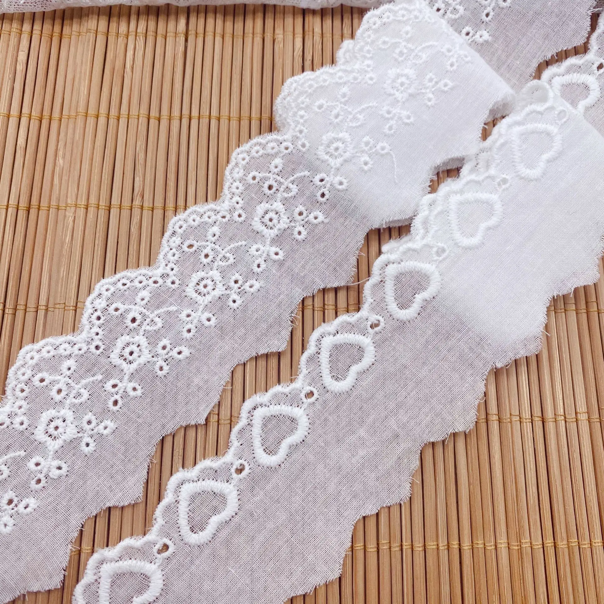 Telas de algodón con flores bordadas blancas de lujo, 5 yardas, encaje, cuello de ropa para mujer, adornos de encaje DIY, telas de encaje bordado