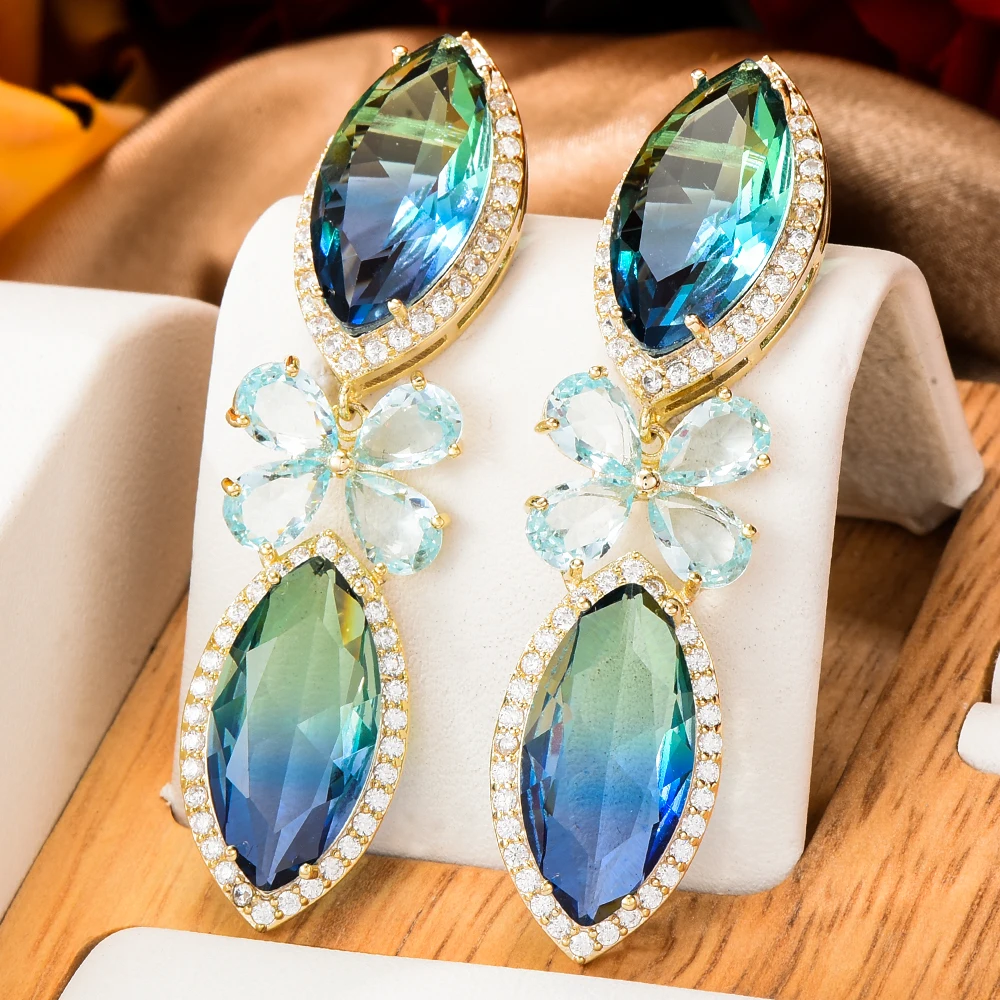 Anting-Anting Berkilau Kristal Zirkonia Kubik Permen Jelas Geometris Trendi untuk Wanita Anting-Anting Pengantin Wanita Grosir Arete De Mujer Modernos