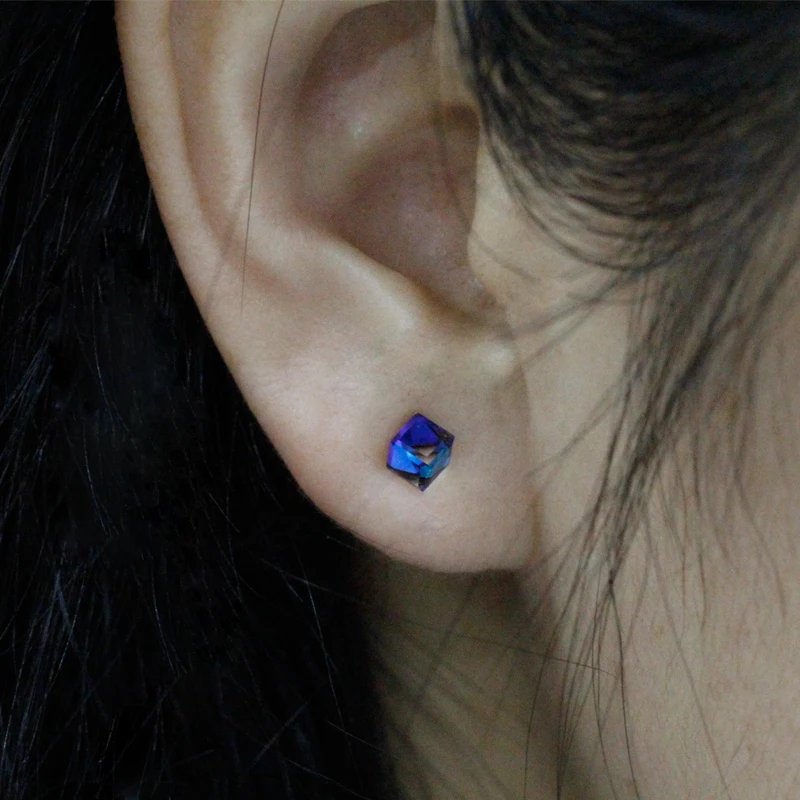Anting-Anting Prismatik Perak Murni 925 dengan Anting-Anting Kancing CZ Transparan Perhiasan Mode 2021 untuk Wanita