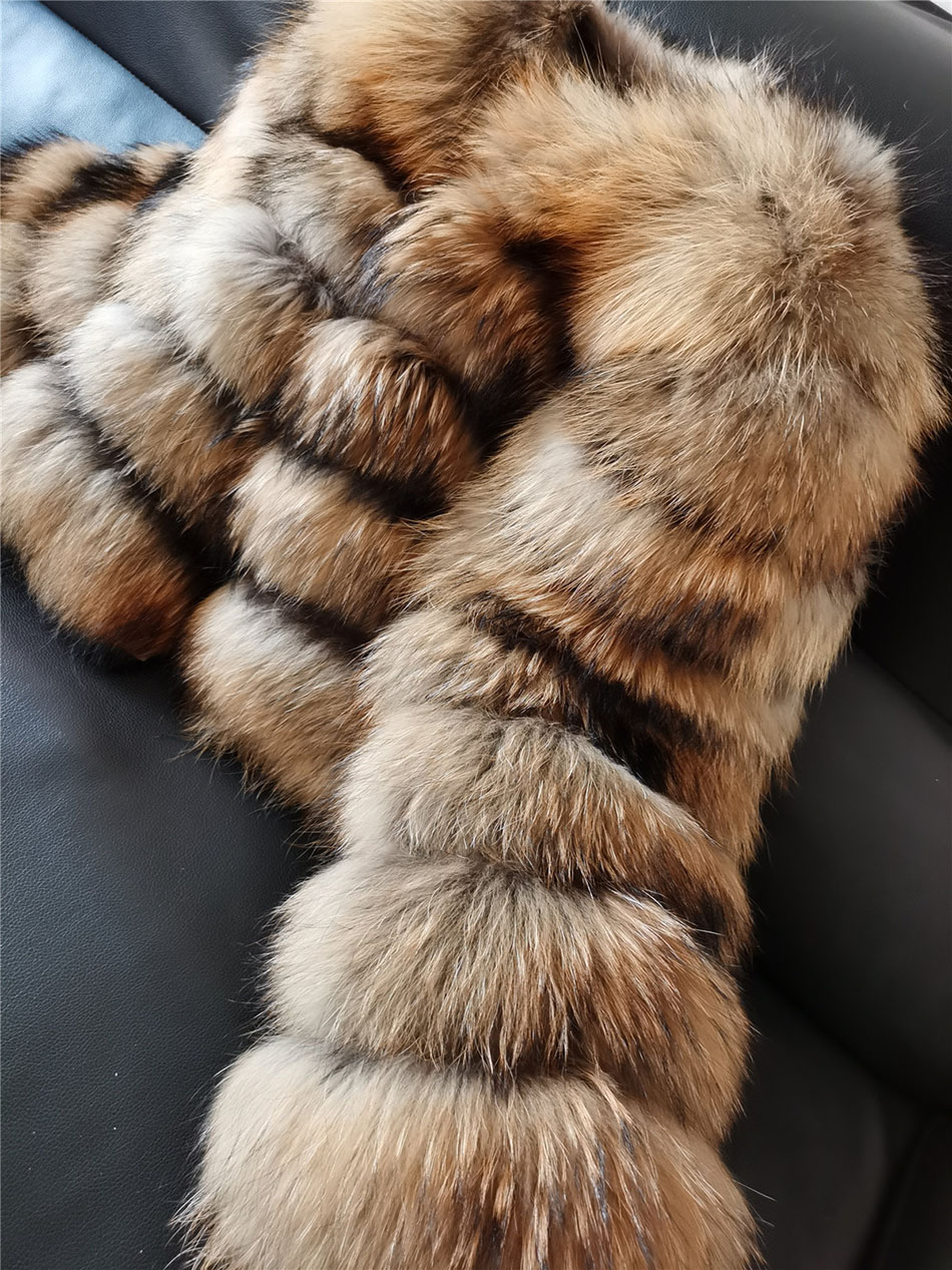 2024 hiver nouveau 100% vraie peau de renard femmes manteau court en cuir de raton laveur naturel 60cm manches longues femmes en fourrure veste coupe - froid promotion