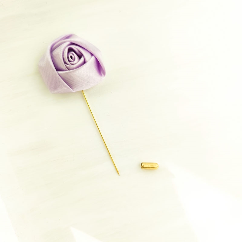 ผู้ชายเจ้าบ่าว Boutonniere Pins แต่งงาน Corsage เข็มกลัดผู้หญิงดอกไม้กุหลาบผ้าไหมเจ้าบ่าว Buttonhole แต่งงานชุดอุปกรณ์เสริมพรหม A