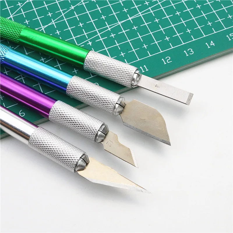 21 pezzi un set di coltelli da intaglio multiuso 20 lame in acciaio e una lega di alluminio Coltello per tagliare la carta da ufficio e aprire le lettere
