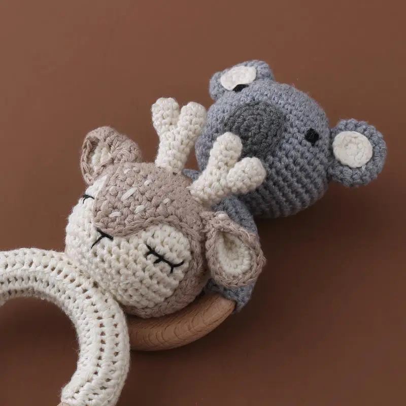 1Pc Baby Teether ปลอดภัยไม้ของเล่นมือถือ Pram Crib แหวนถัก DIY กวางยีราฟ Rattle จุกนมหลอกเด็กผลิตภัณฑ์